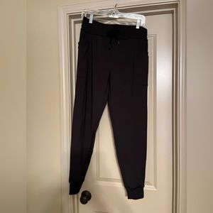 Women’s joggers